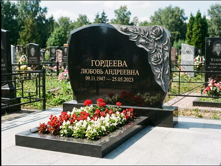 Памятник с барельефом — выполненная работа 16 в Екатеринбурге