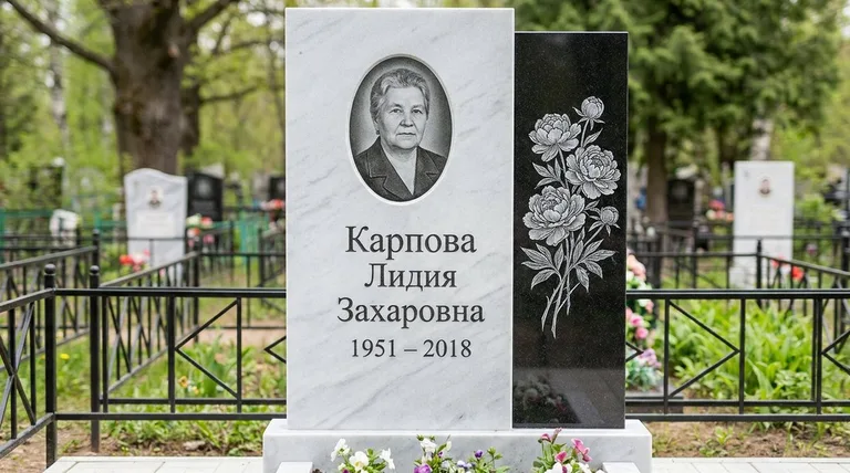 Памятник с гравировкой пионов — выполненная работа «Карпова» в Екатеринбурге