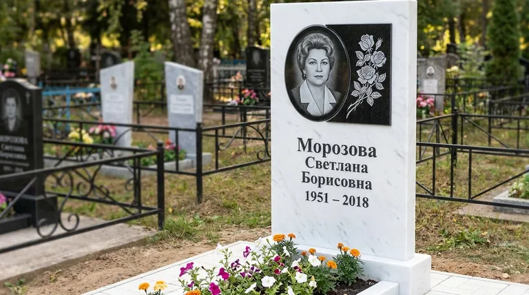 Памятник с гравировкой роз — выполненная работа «Морозова» в Екатеринбурге