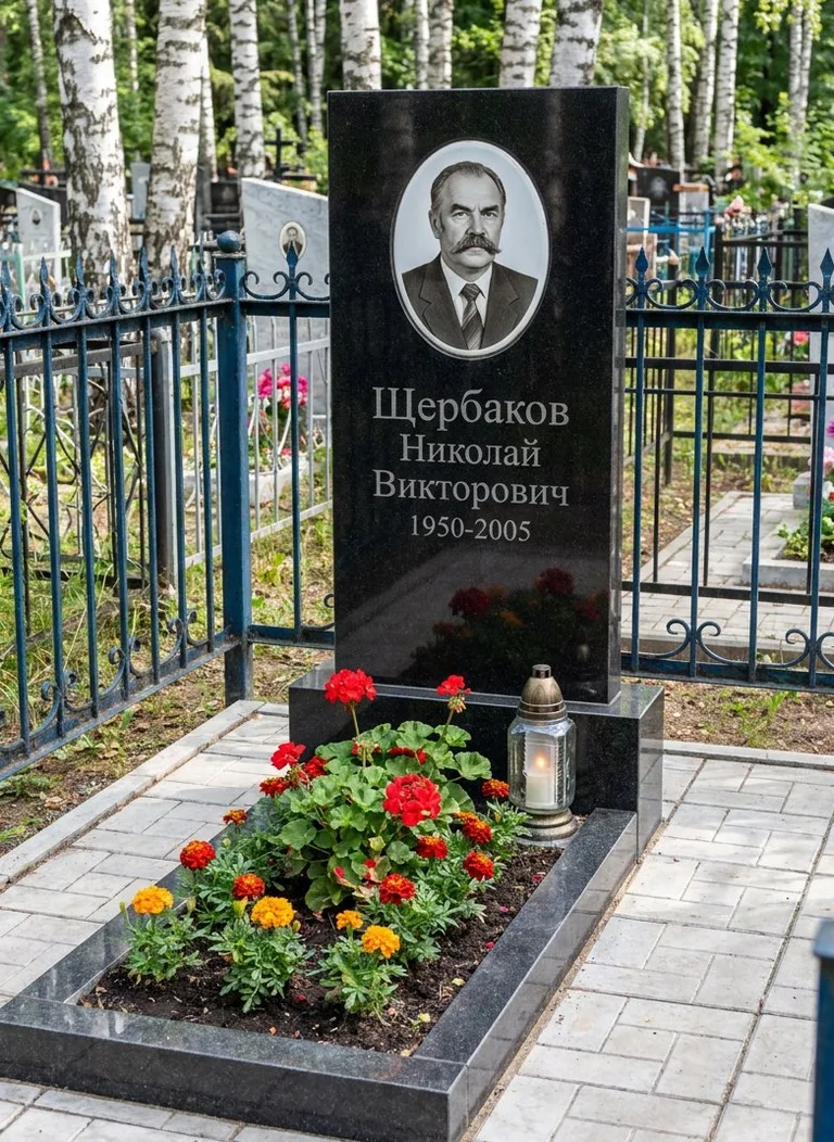 Аллея на Булыгинском кладбище в Барнауле