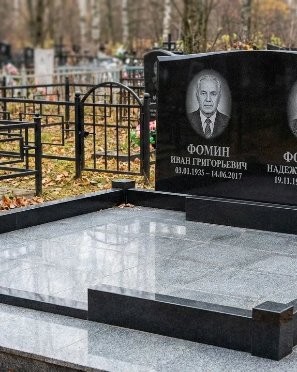 Премиум-комплекс под ключ с вазами и скамьёй в Екатеринбурге